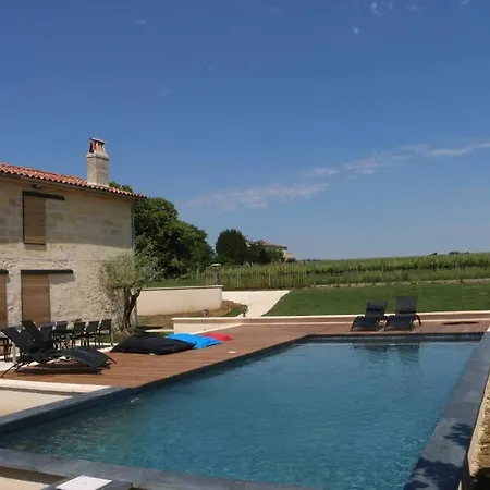 Semesterbostad Kimalaz, Ancienne Ferme Viticole St-emilion Lussac (Gironde)
